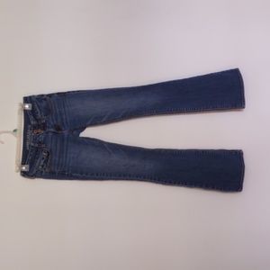 American Eagle low waisted jeans